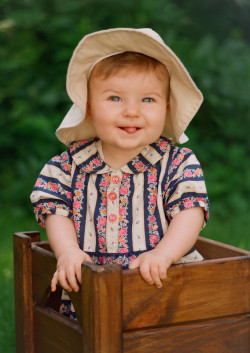 Portraitaufnahme in unserem Studiogarten Portraitaufnahme in unserem Studiogarten