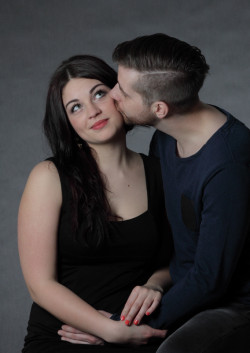 Portraitaufnahme in unserem Fotostudio Portraitaufnahme in unserem Fotostudio