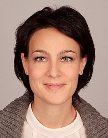Beispiel für ein biometrisches Passbild Beispiel für ein biometrisches Passbild